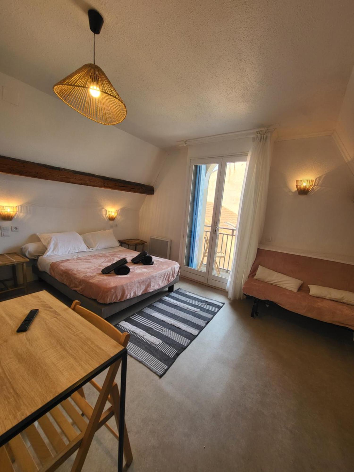 Hotel Le Chalet فالراس بلاج المظهر الخارجي الصورة